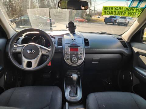 2011 Kia Soul +