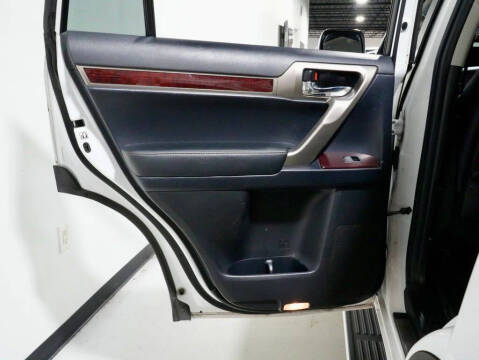 2017 Lexus GX 460