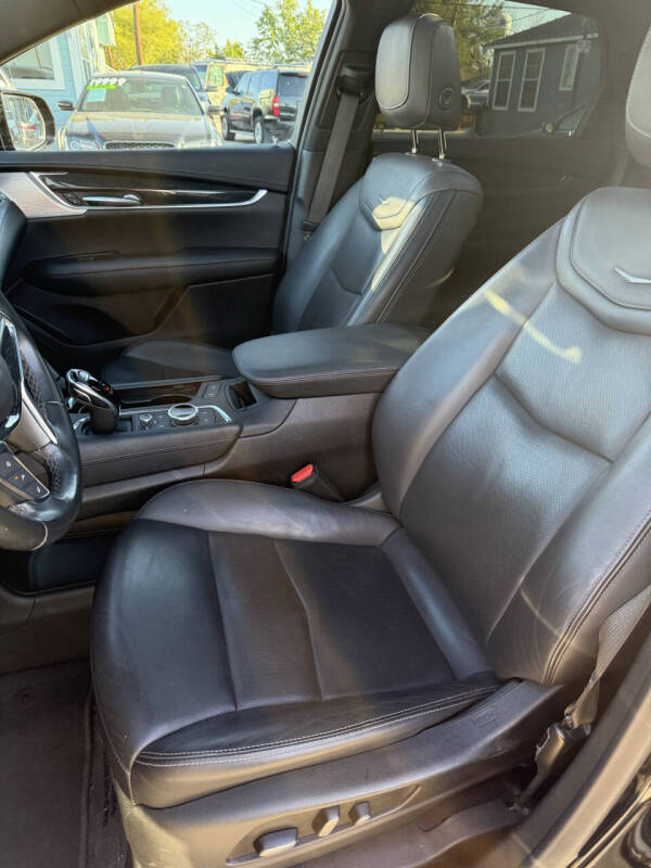 2023 Cadillac XT5 Premium Luxury