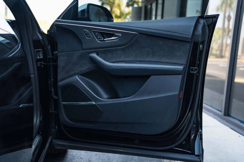 2022 Audi RS Q8 4.0T quattro