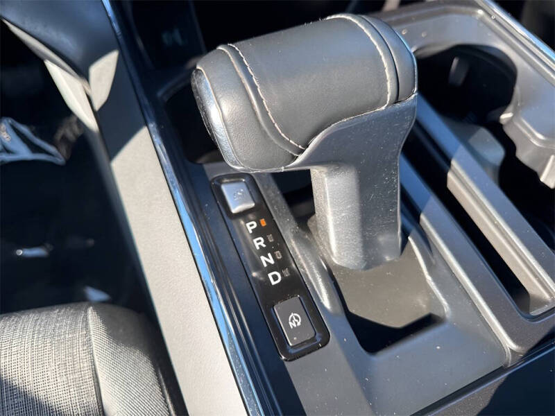 2022 Ford F-150 Lightning XLT