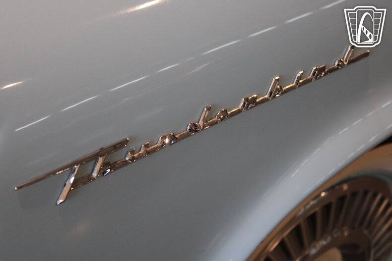 1957 Ford Thunderbird