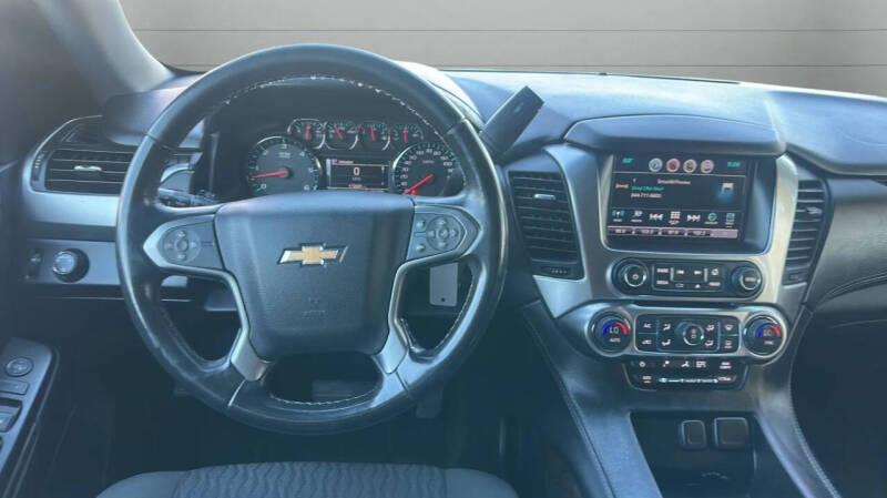 2016 Chevrolet Suburban LS