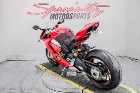 2018 Ducati Panigale V4 S