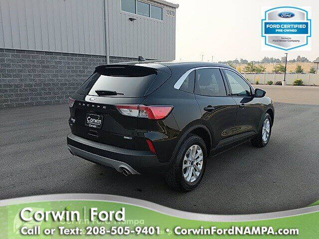2020 Ford Escape SE