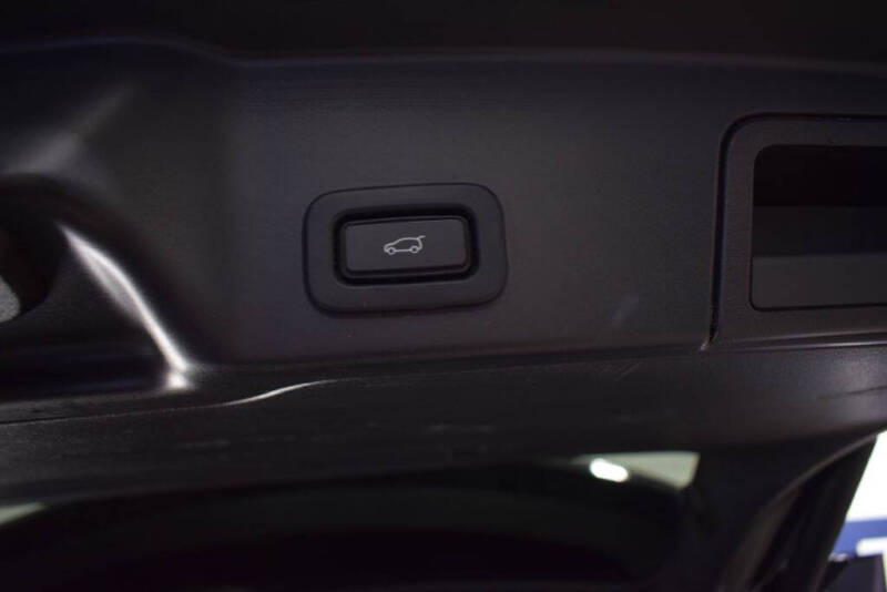 2020 Land Rover Range Rover Evoque First Edition