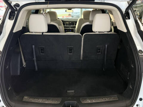 2023 Buick Enclave Essence