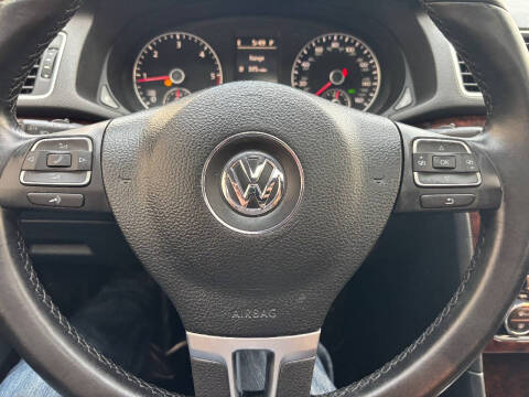 2012 Volkswagen Passat TDI SEL Premium