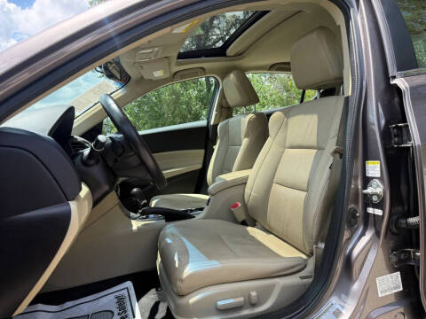 2015 Acura ILX 2.0L w/Tech