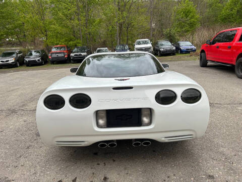 2004 Chevrolet Corvette