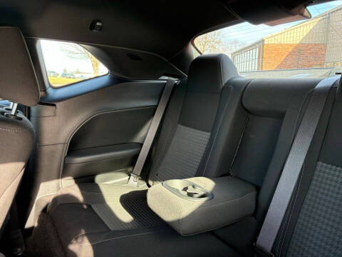 2023 Dodge Challenger SXT