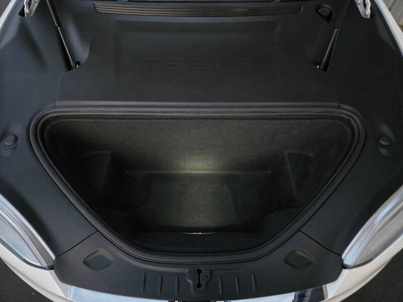 2020 Tesla Model S Performance