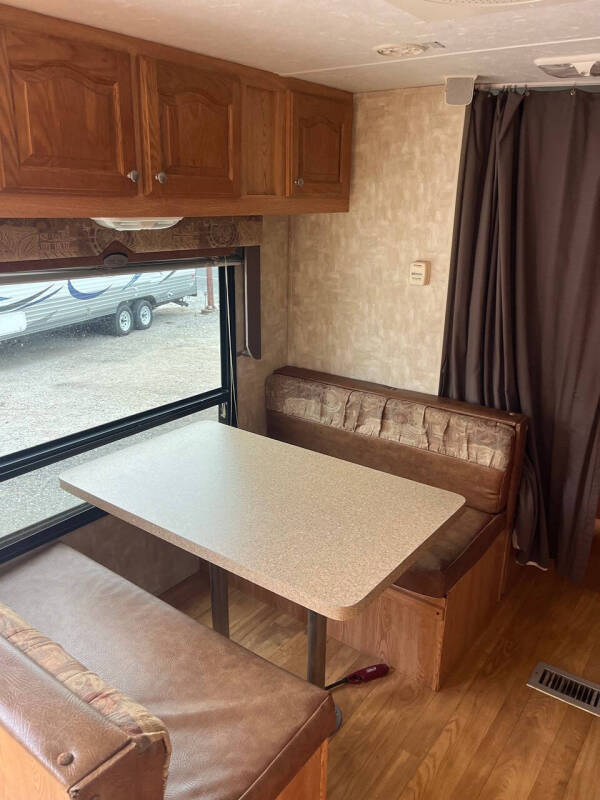 2007 Forest River Cherokee