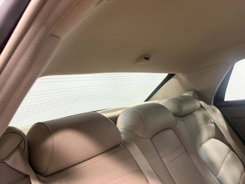 2005 Cadillac DeVille DHS