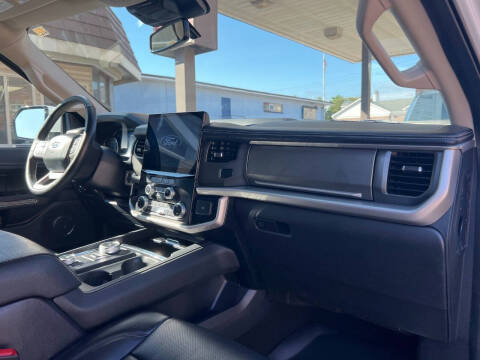 2024 Ford Expedition XLT