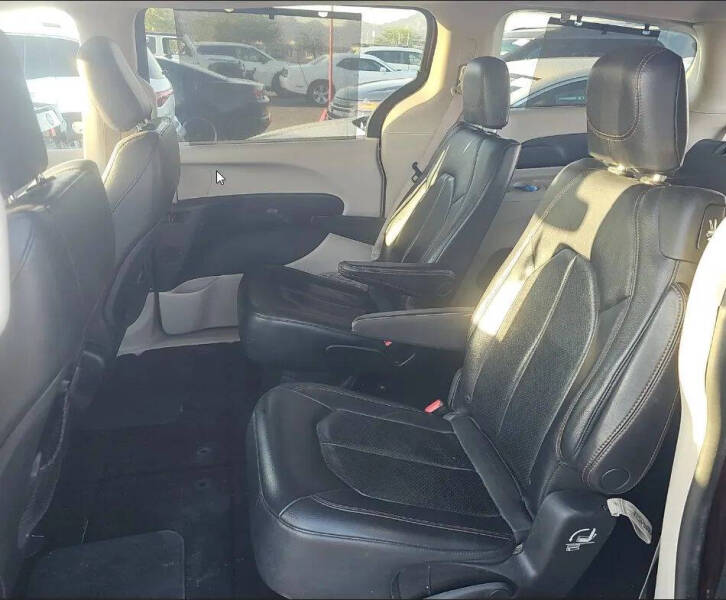 2018 Chrysler Pacifica Touring L