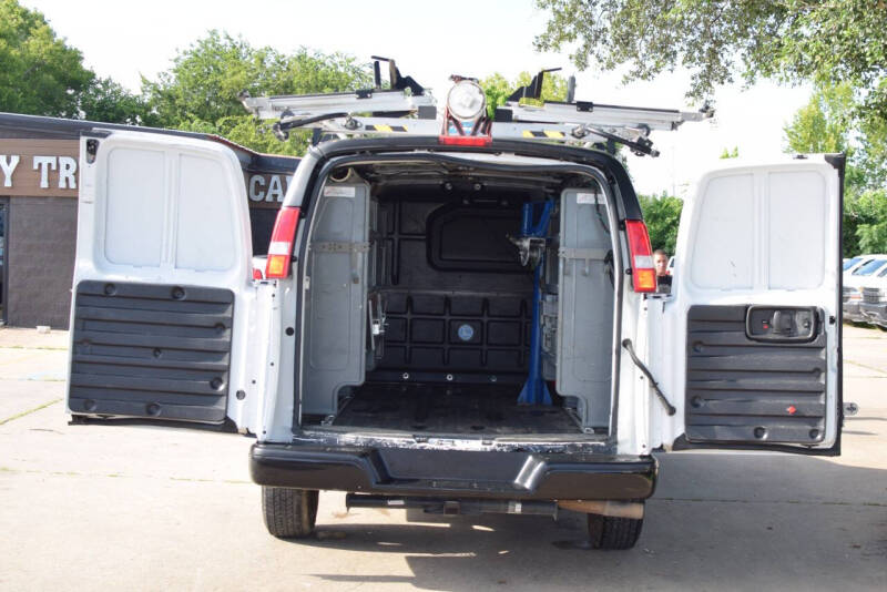 2020 Chevrolet Express 2500
