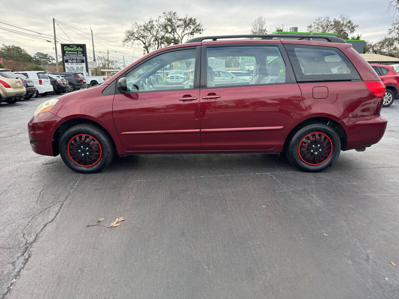 2007 Toyota Sienna LE 7-Passenger