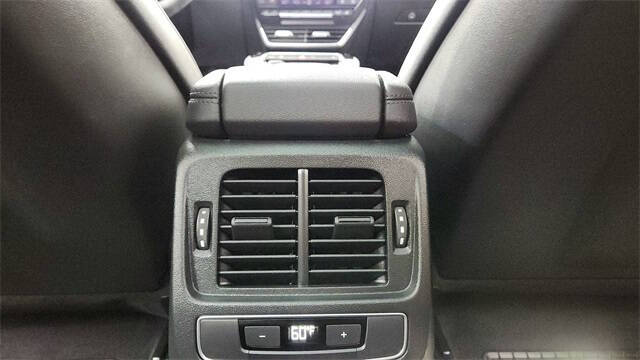 2022 Audi e-tron GT quattro Premium Plus