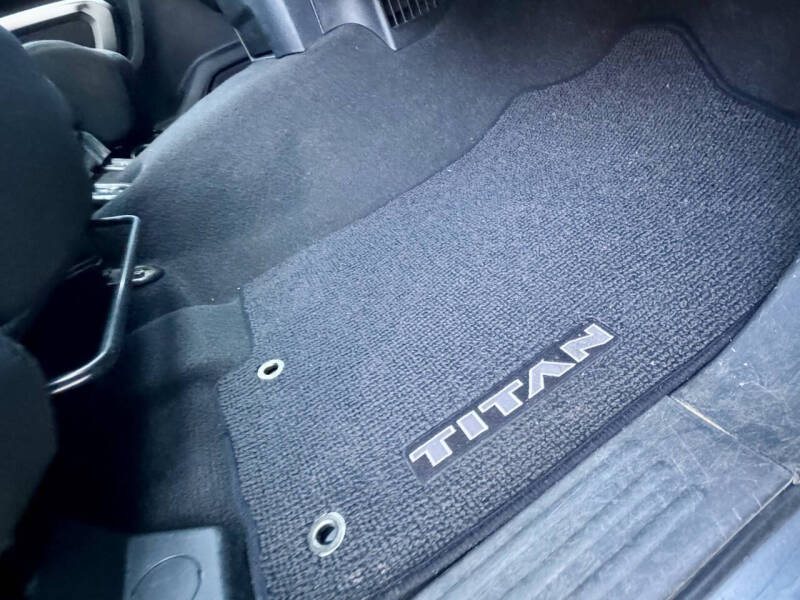 2016 Nissan Titan XD SV