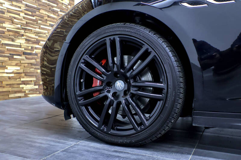 2017 Maserati Ghibli