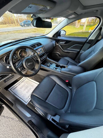 2017 Jaguar F-PACE 35t Premium