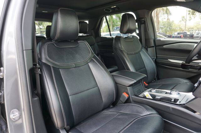 2023 Ford Explorer ST