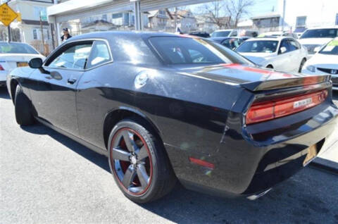 2013 Dodge Challenger SXT