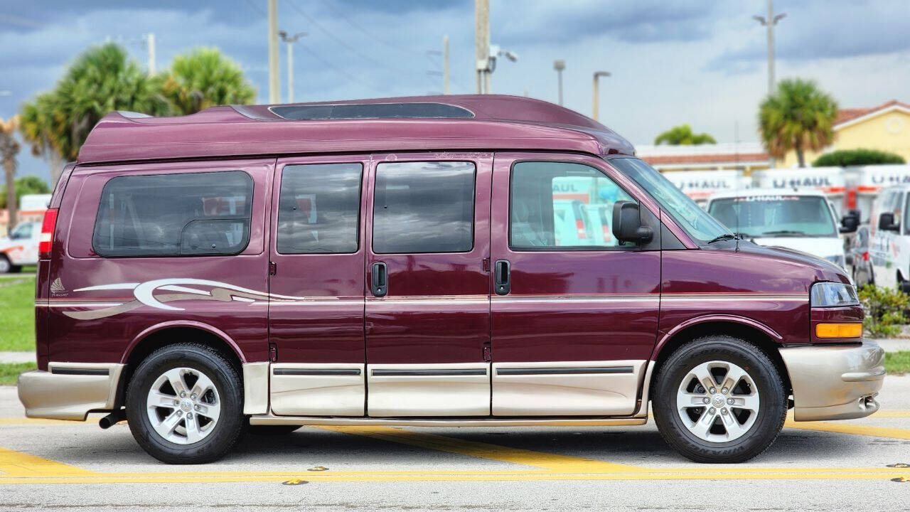 2004 Chevrolet Express  - $13,900