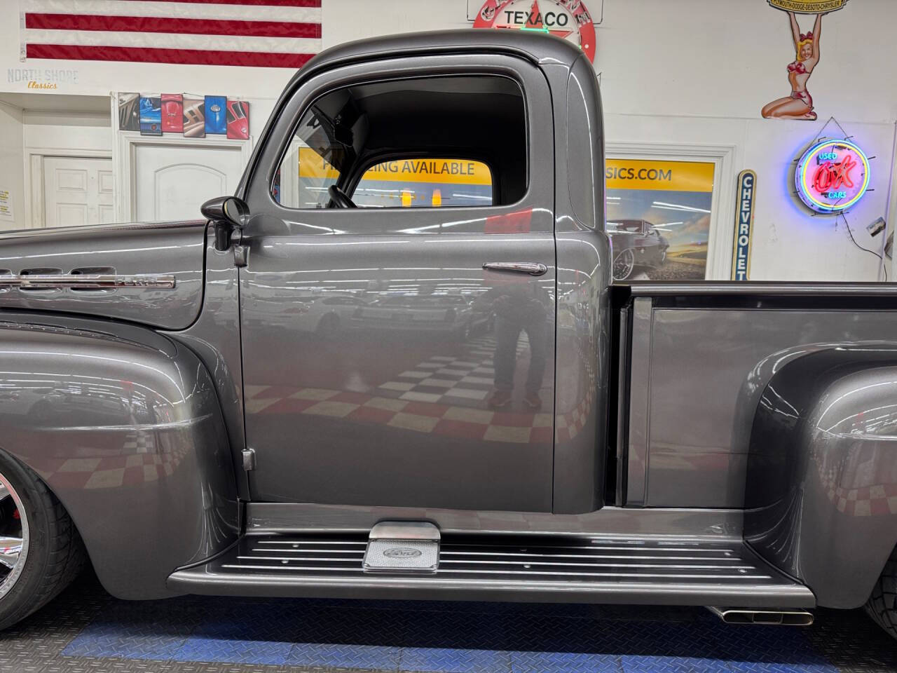 1952 Ford F-100 23