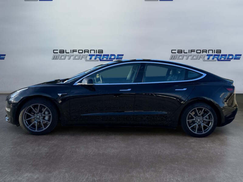 2020 Tesla Model 3 Standard Range Plus