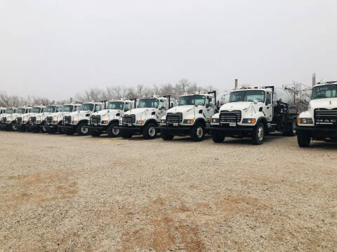 2006 Mack CV713