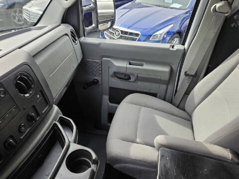 2014 Ford E-Series E-150
