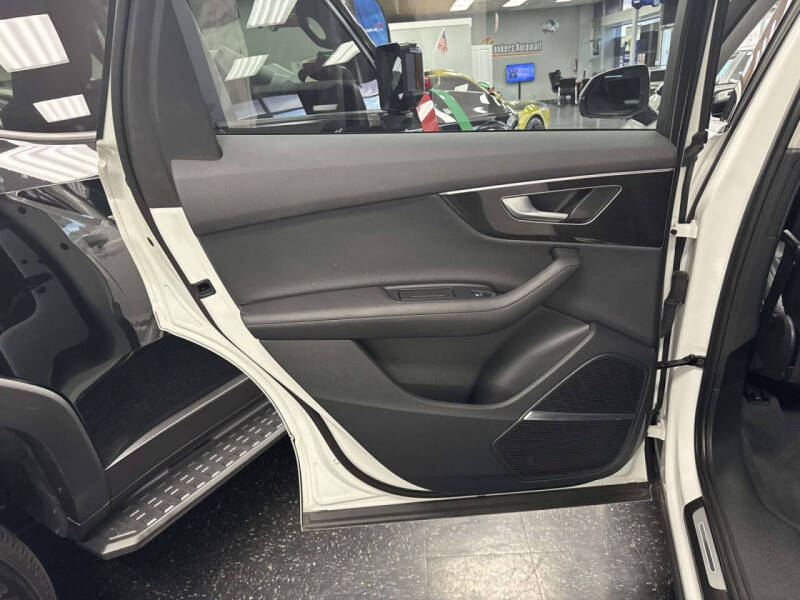 2024 Audi Q7 quattro Premium Plus 55 TFSI