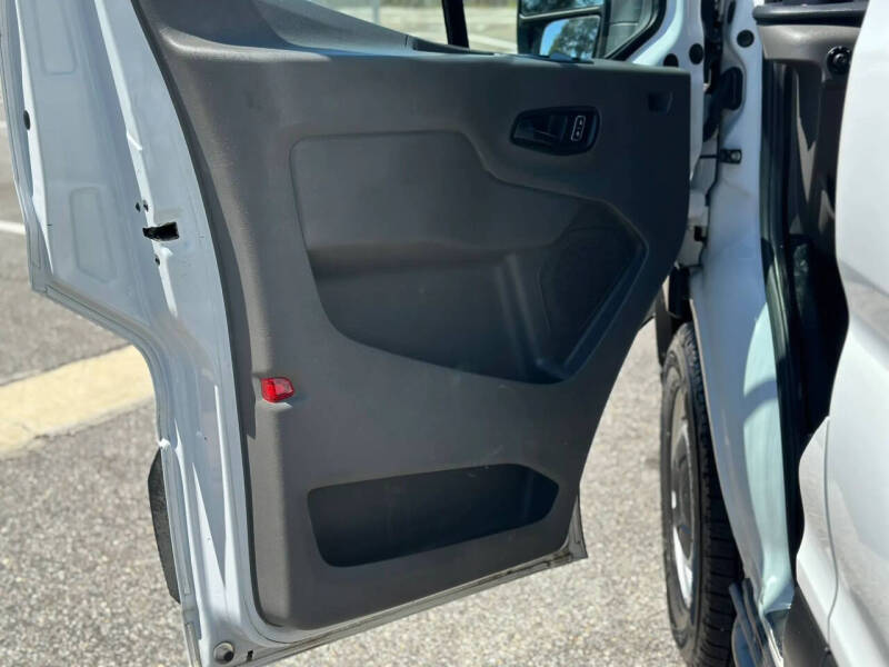 2022 Ford Transit