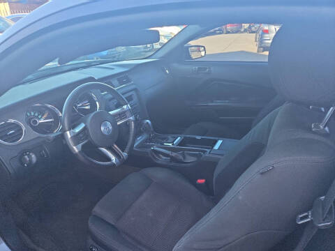 2014 Ford Mustang V6