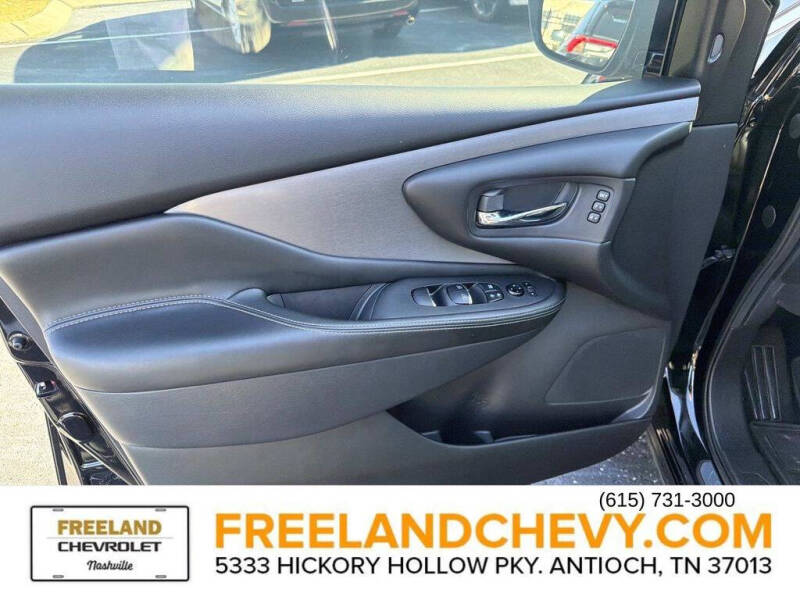 2022 Nissan Murano SL