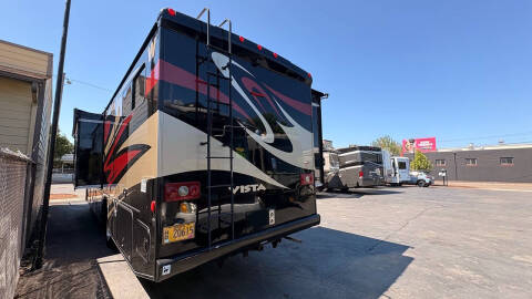 2015 Winnebago Vista