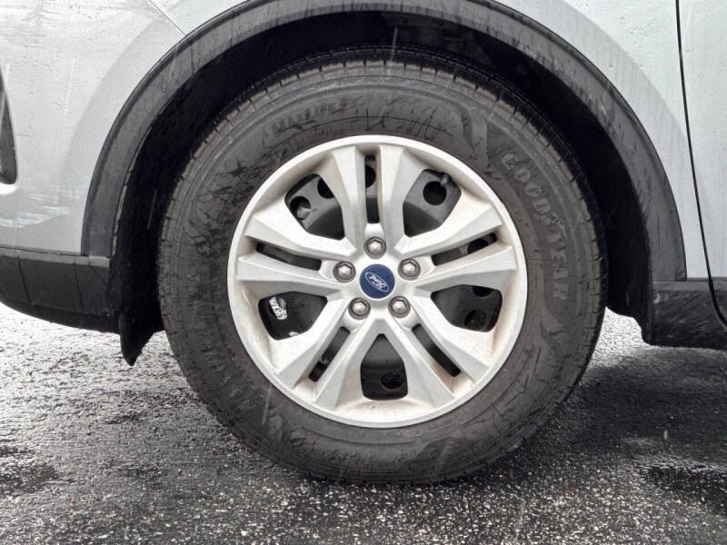 2023 Ford Escape