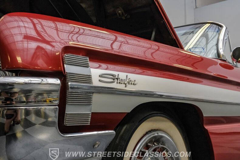 1961 Oldsmobile Starfire