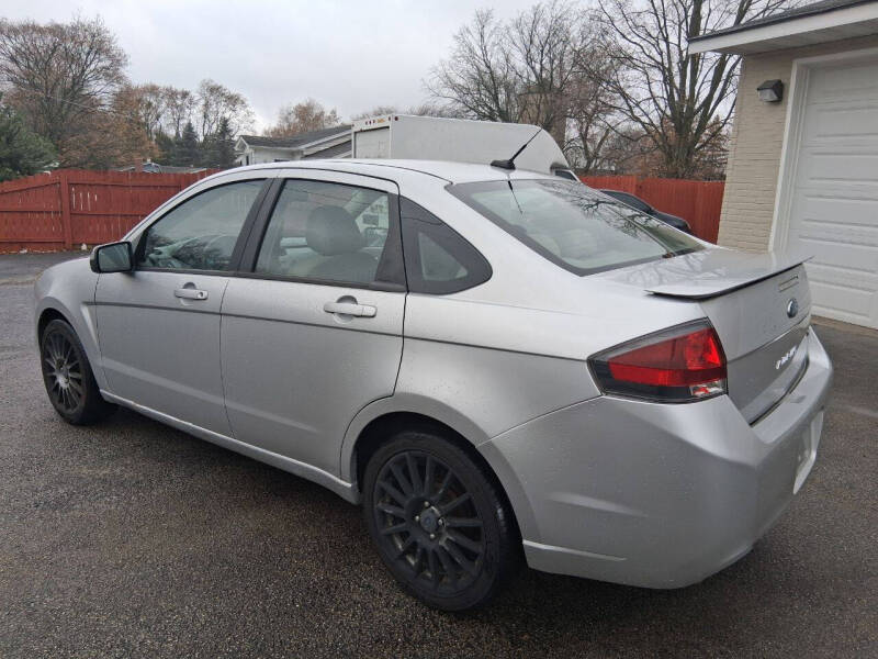 2011 Ford Focus Sport SES