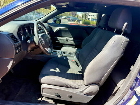 2014 Dodge Challenger SXT