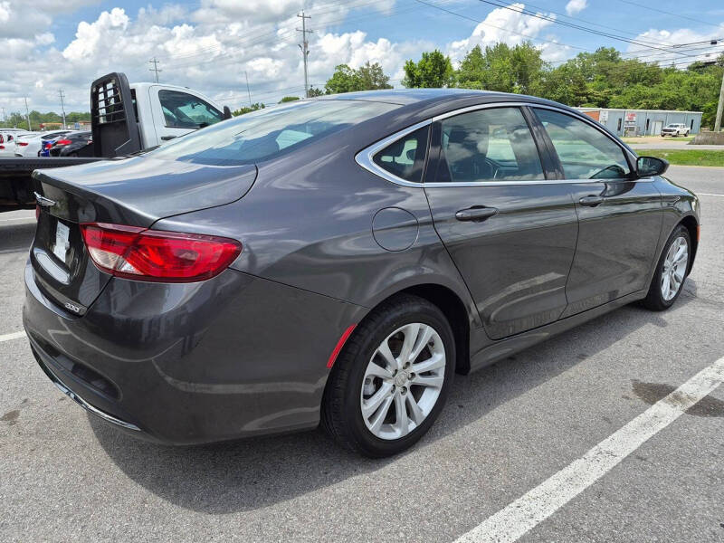 2015 Chrysler 200 Limited