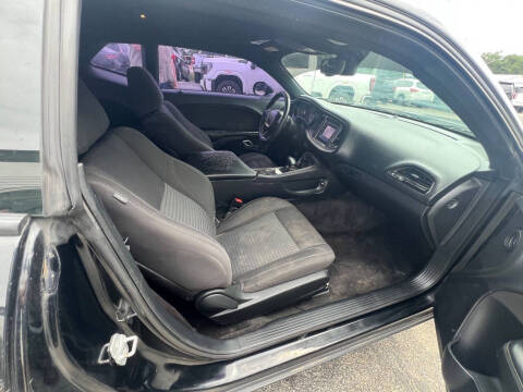 2015 Dodge Challenger SXT