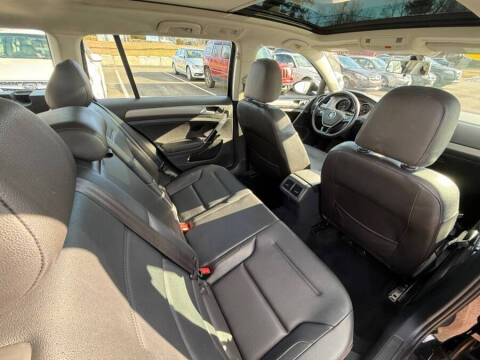 2016 Volkswagen Golf SportWagen TSI Limited Edition