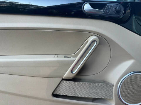 2013 Volkswagen Beetle Convertible