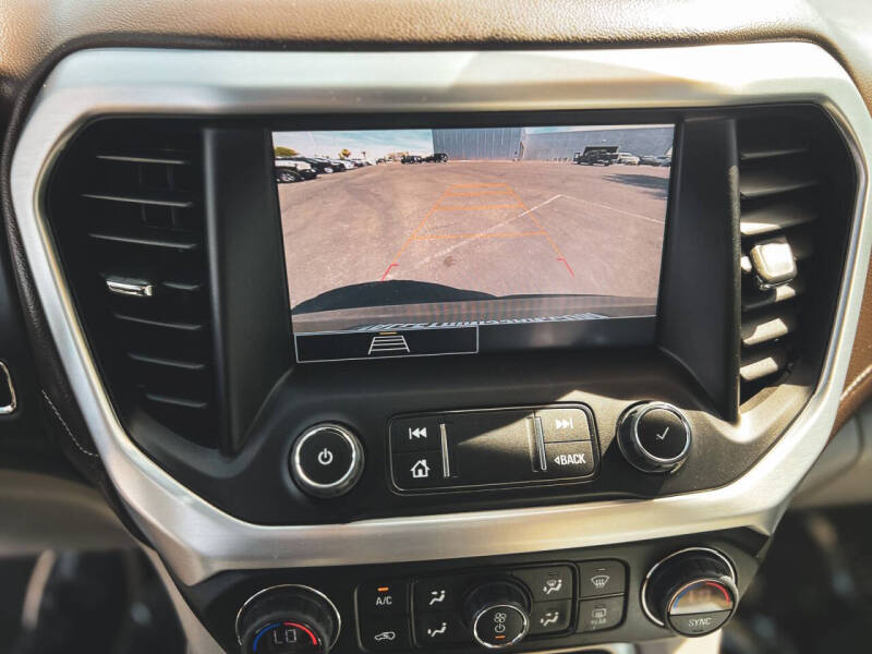 2023 GMC Acadia SLE