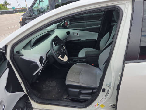2017 Toyota Prius Three