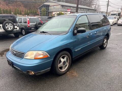 2001 Ford Windstar for sale at ERNIE'S AUTO in Waterbury CT