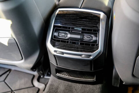 2025 BMW 7 Series 760i xDrive